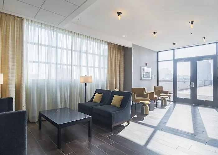 Hampton Inn Chicago North-Loyola Station, Il 3*