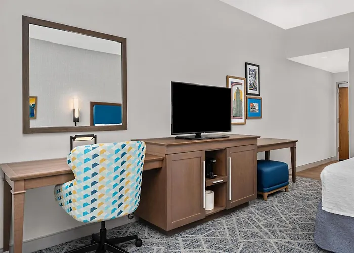 Hampton Inn Chicago North-Loyola Station, Il