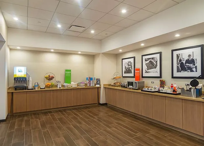 Hotel Hampton Inn Chicago North-Loyola Station, Il 3*