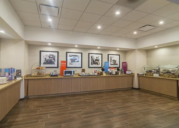 Hampton Inn Chicago North-Loyola Station, Il Chicago